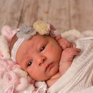 Meet your Posher, Robin